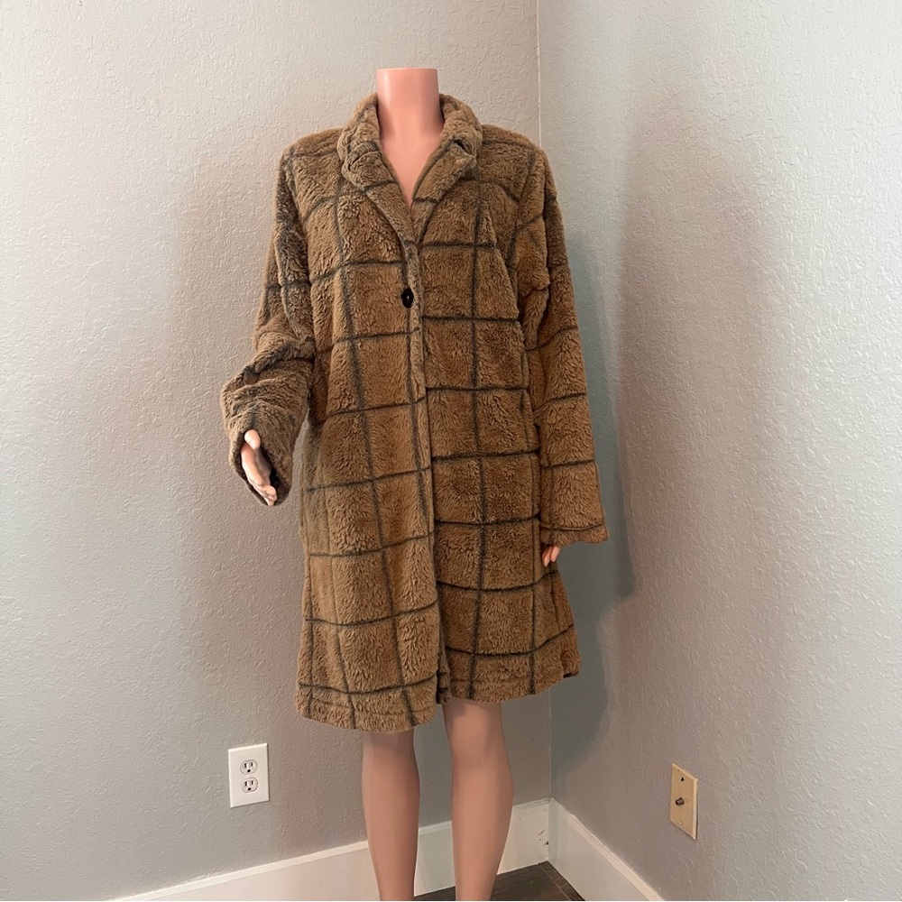 Fair Haven Plush Faux Fur Winter Sweater Coat Size Large Checkered plaid brown